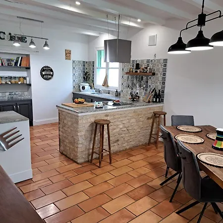 Le Clos De Fougère Villa *